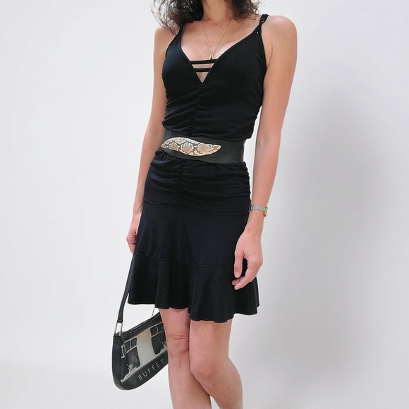 Elegant Black Women's V-neck Ruched Dress - Picture 3 of 4